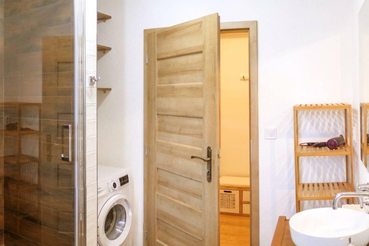 2 Bedroom Flat In The Heart Of Liptovský Mikuláš Dış mekan fotoğraf